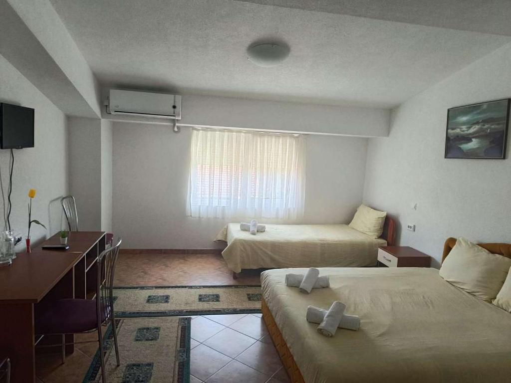 Royal L Hotel photo 3