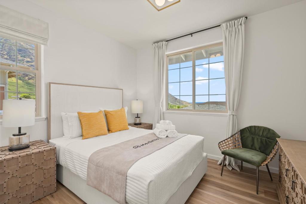 @ Marbella Lane - Paradise Point close to beaches - Tap to explore photos