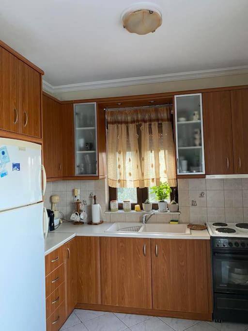 villa kastanos photo 1