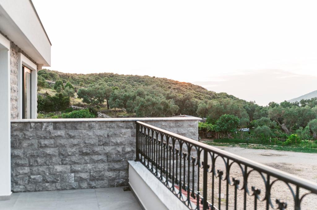 CAROLEA VILLAS photo 2