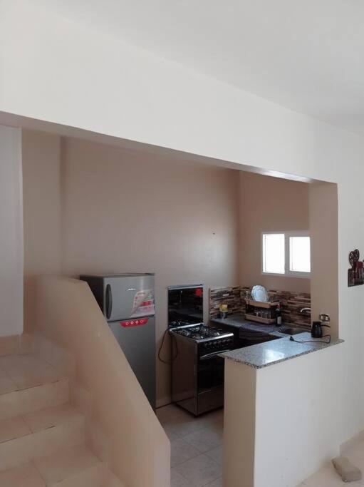 2 bedrooms private townhouse in Zayed photo 2