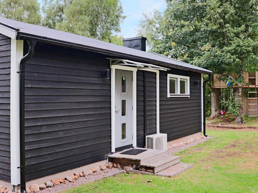 Holiday home STENINGE photo 2