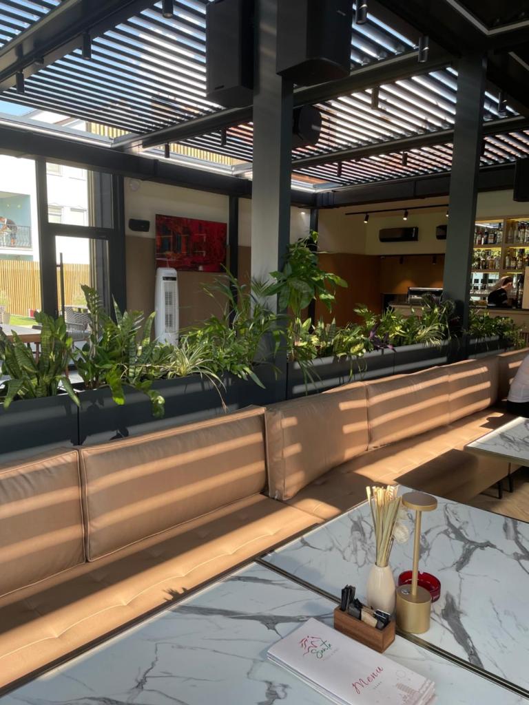 Santa Villa & restaurant photo 4