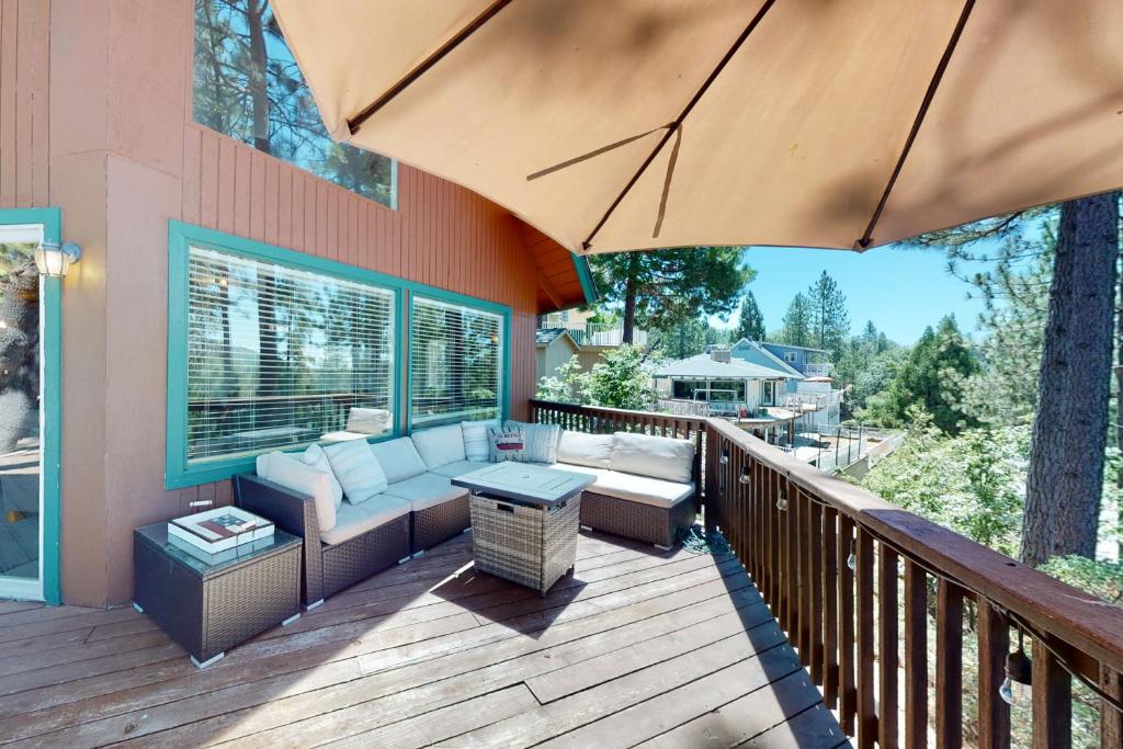 Bass Lake Lodge photo 3