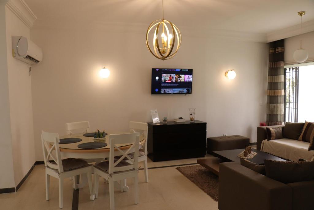 Luxury house directly on the beach photo 4