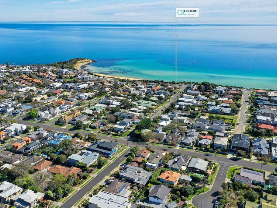 Picture-Perfect Mornington Getaway