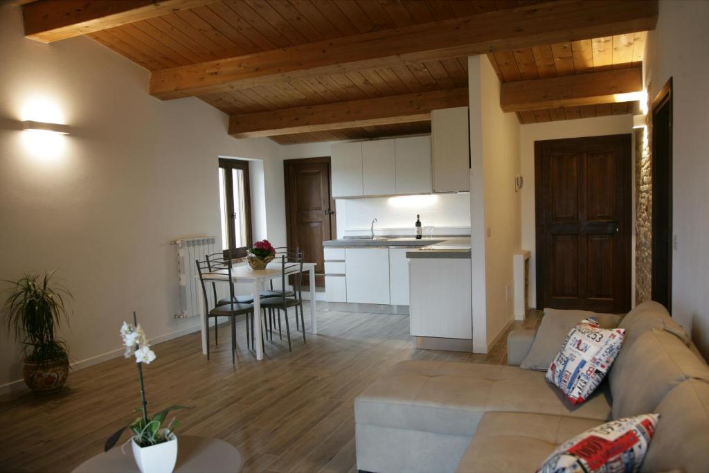 Maison Rosina con ampia vista in borgo del 1400 photo 3