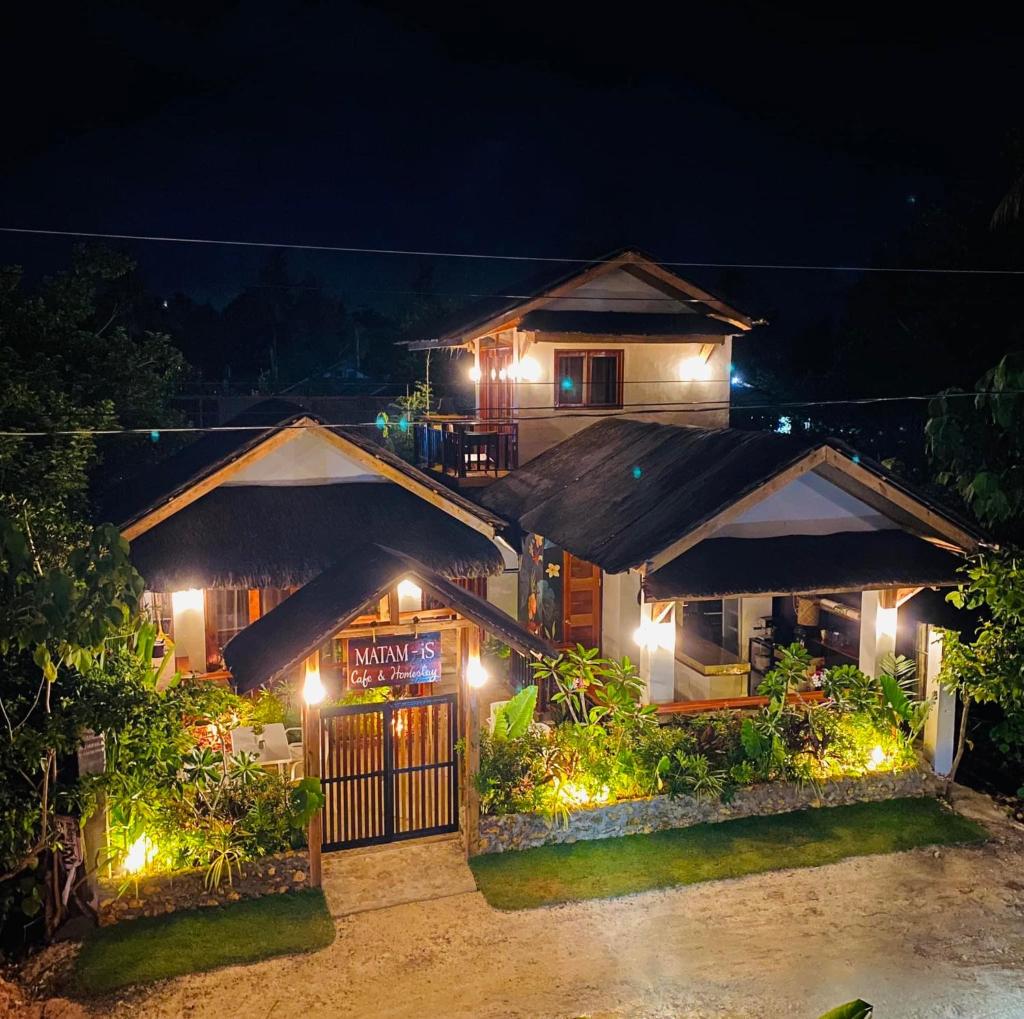 Matam-is Cafe & Homestay