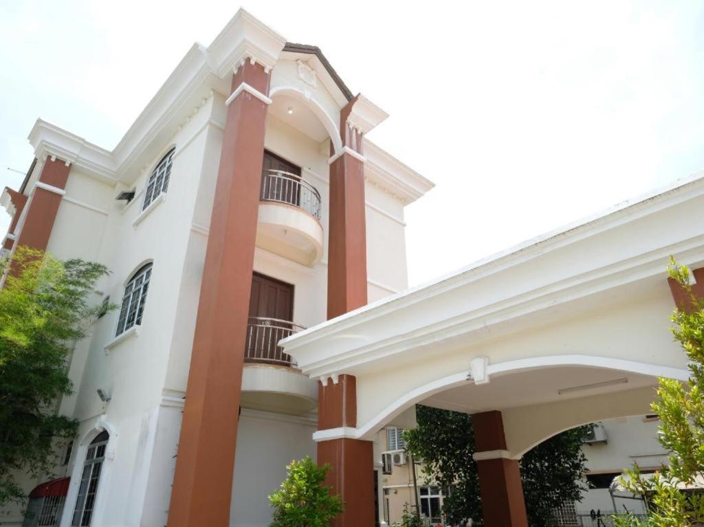 Hotel De'light Villa photo 4