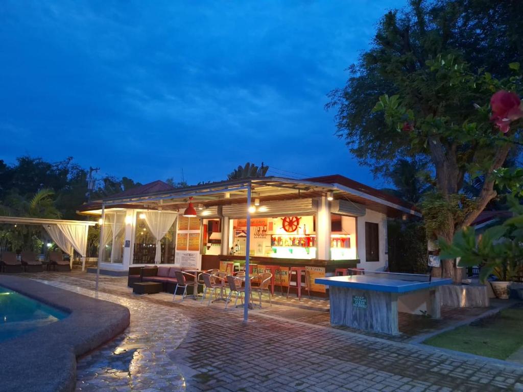 Garden Village Resort photo 4