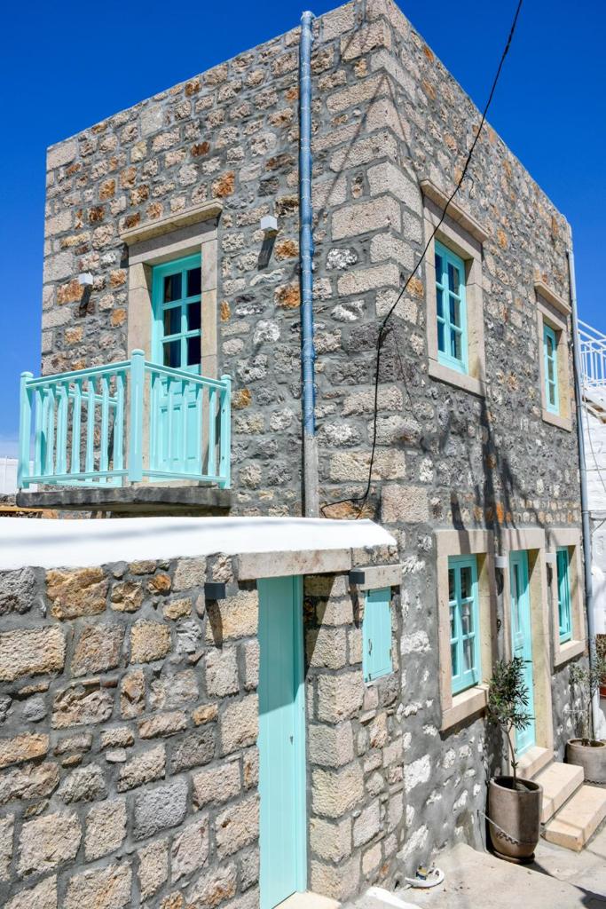 PYRGALI ΠΕΤΡΙΝΟ ΠΥΡΓΑΚΙ ΠΑΤΜΟΣ