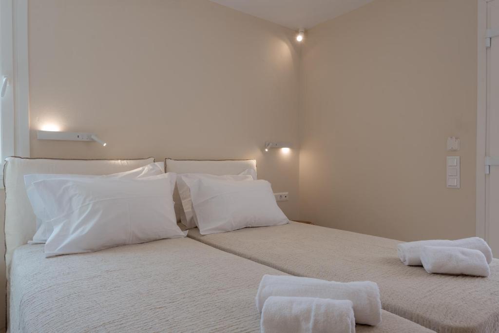 Mikri Santa Maria Beachvilla Pool Paros photo 2