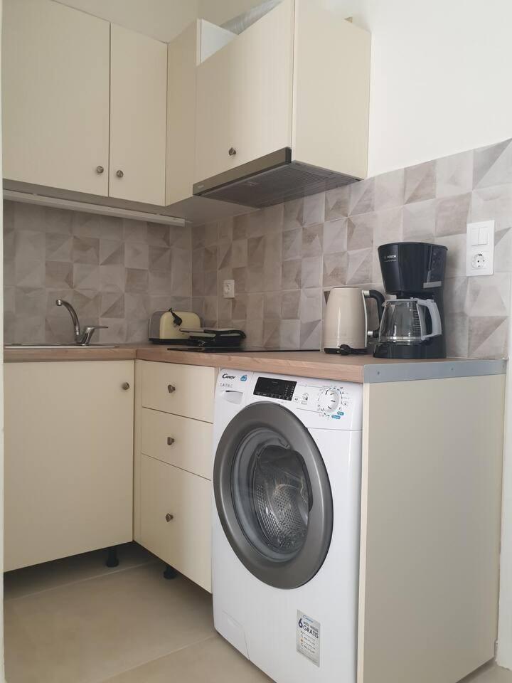 ilianas place photo 4