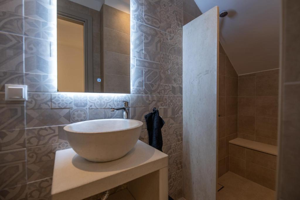 Milonas Home photo 4