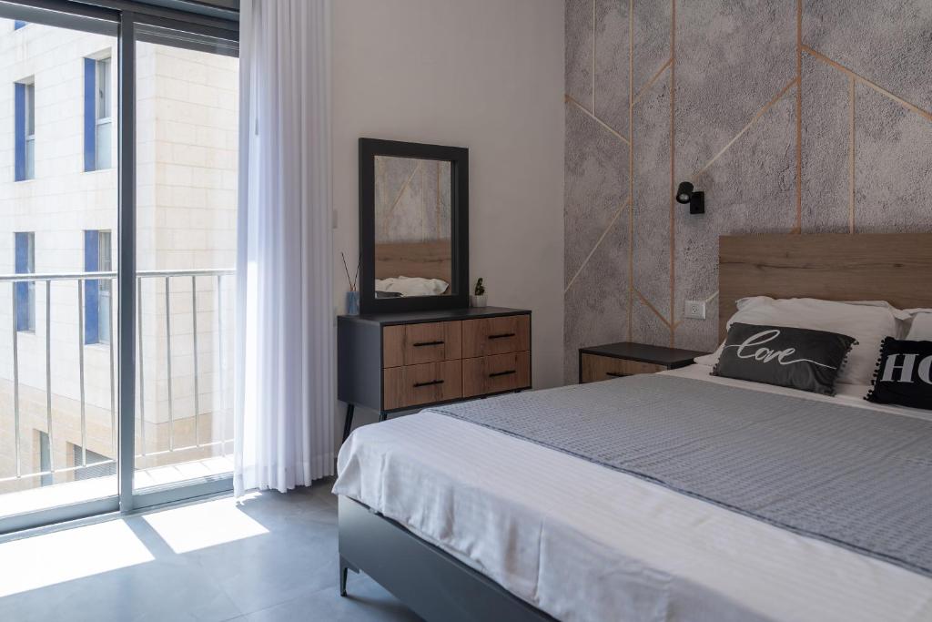 ARISTO luxury suites Jerusalem city center photo 2