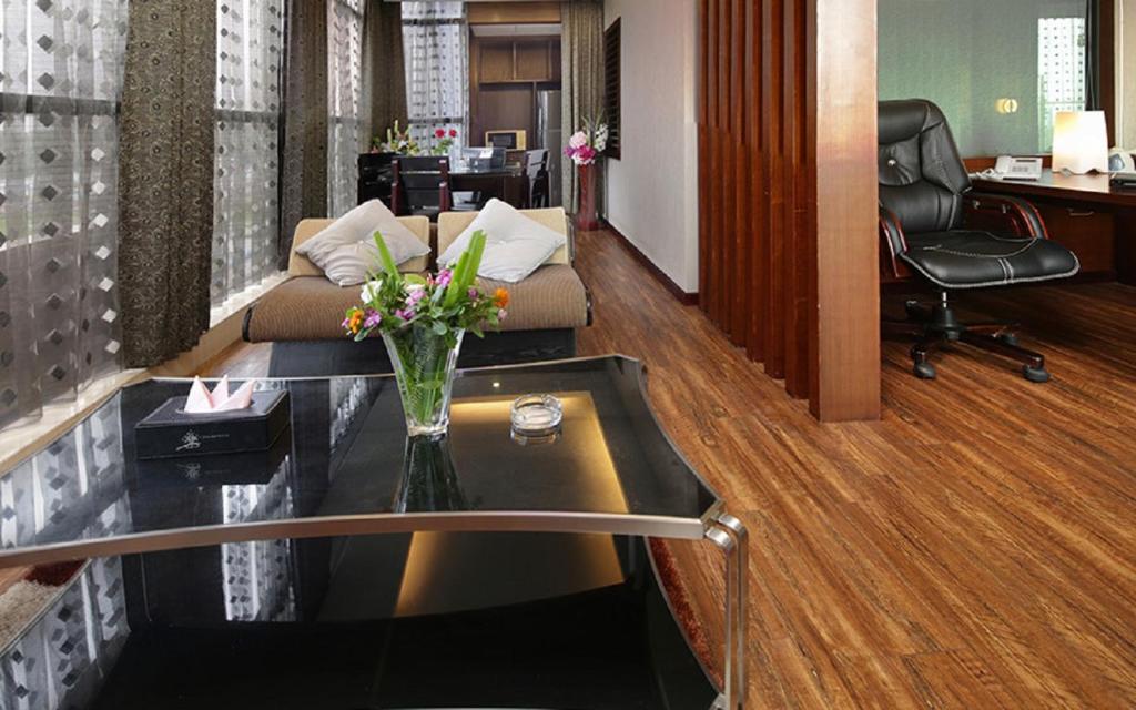 Hotel The Cox Today photo 3