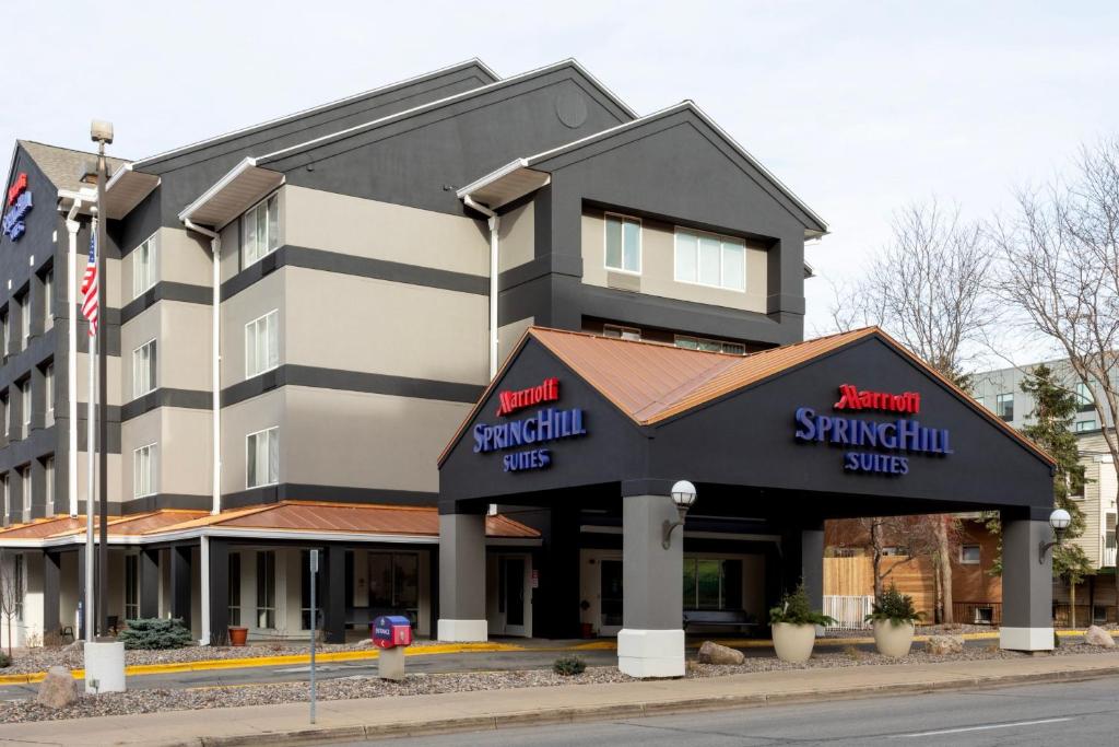 SpringHill Suites Rochester Mayo Clinic Area / Saint Marys photo 1
