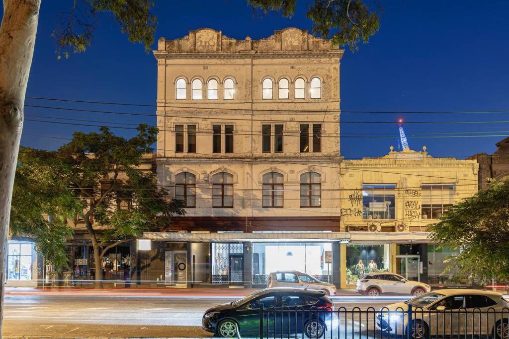 The Penthouse on Gertrude St - Fitzroy photo 3