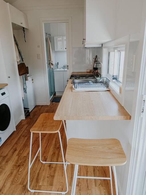 Little Lodge - Luxury Tiny Home Stay photo 3