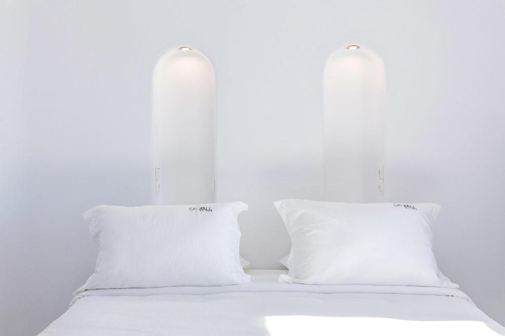 Skyfall Suites - Adults Only - Tap to explore photos