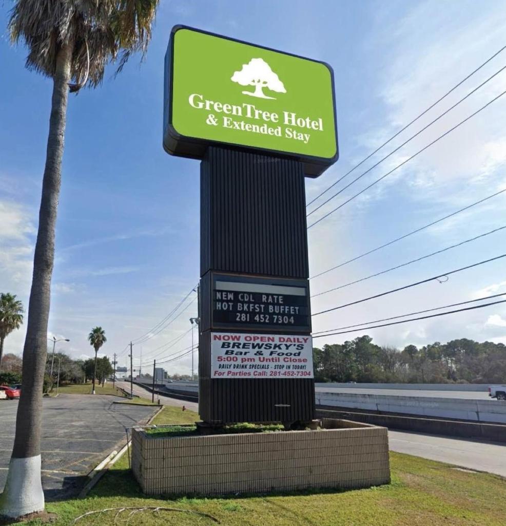 GreenTree Hotel & Extended Stay I-10 FWY Houston, Channelview, Baytown image