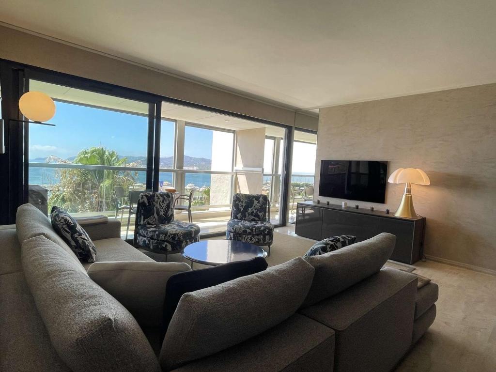 Appartement Le Lavandou, 3 pièces, 4 personnes - FR-1-308-179 photo 3
