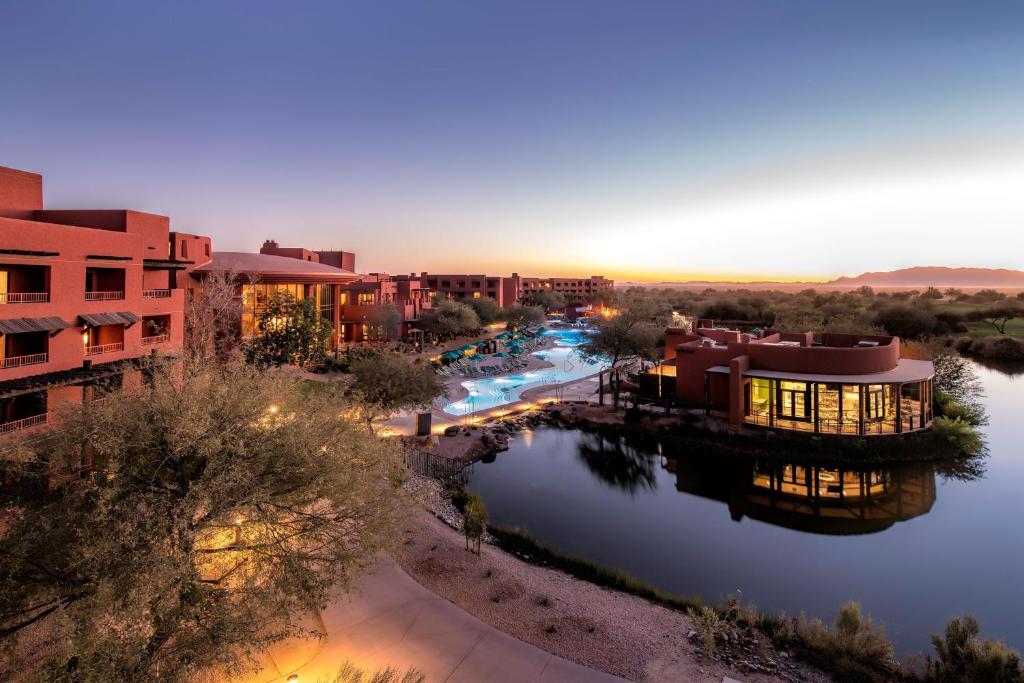 Sheraton Grand at Wild Horse Pass image
