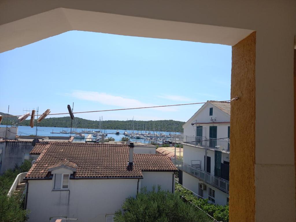 Apartman Pirovac photo 3