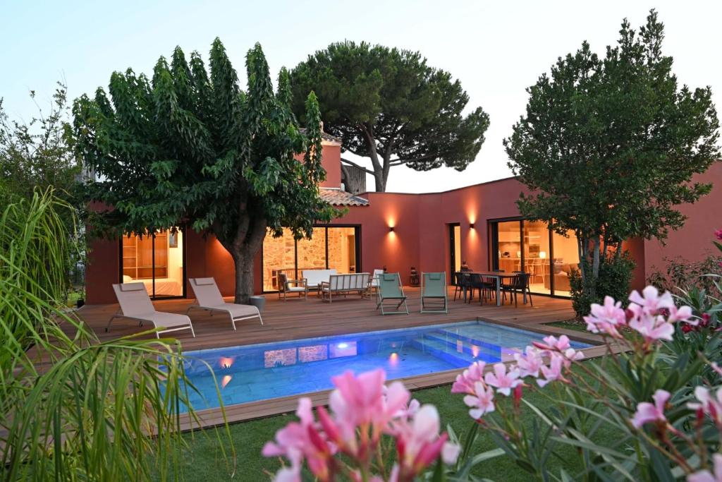 Maison B photo 2