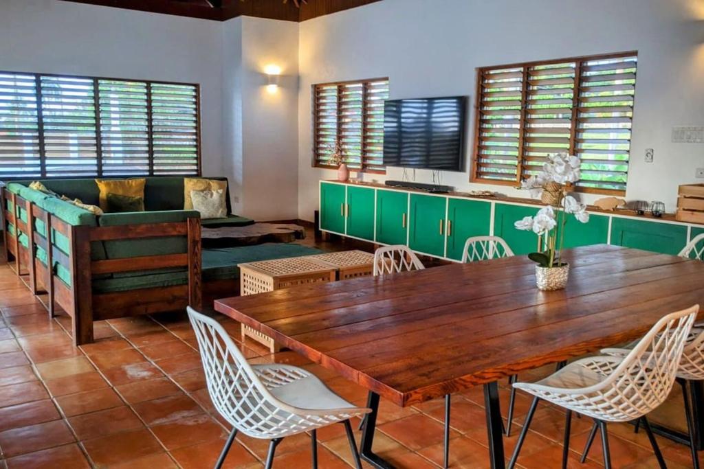 Villa in Montego Bay photo 1