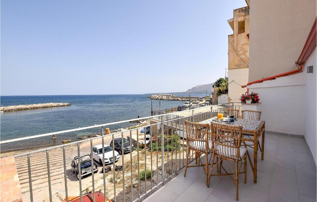 Awesome Home In Trappeto With Wifi And 2 Bedrooms photo 1