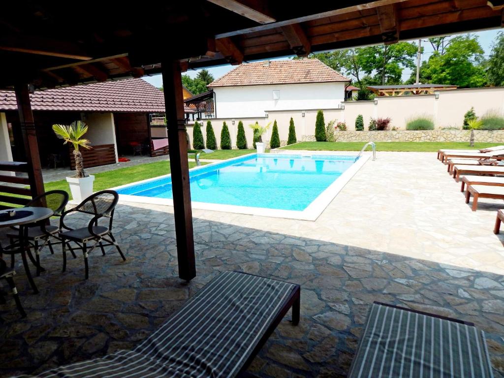 Aqualux apartments photo 3
