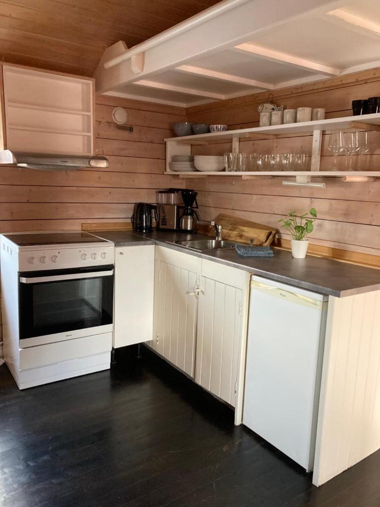 Fishermans cabin in Lofoten, Stamsund photo 2