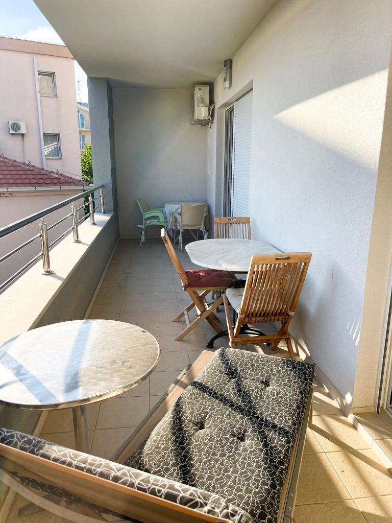 Becici Apartment photo 1