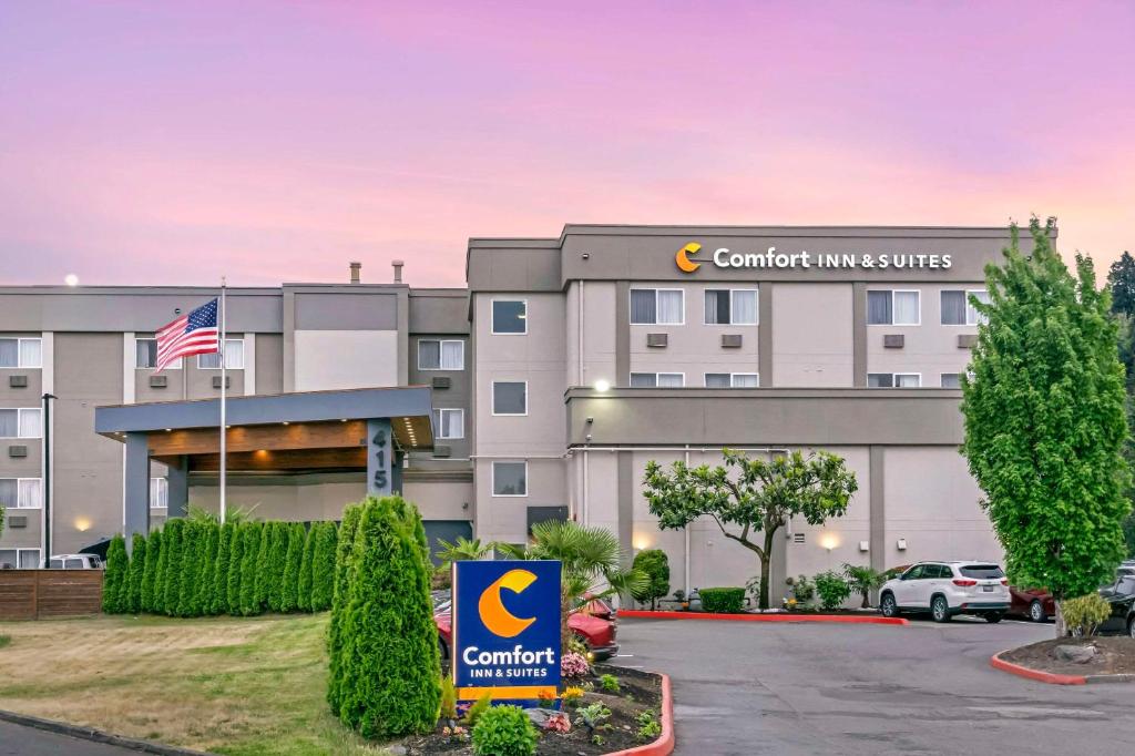 Comfort Inn & Suites Pacific - Auburn image