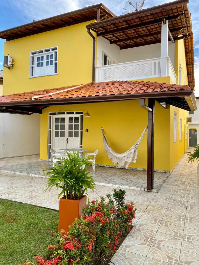 Kalug - DUPLEX com 3 QUARTOS em condomínio com PORTARIA 24 HORAS, WI-FI 200mbps e COZINHA COMPLETA na PRAIA DOS MILIONÁRIOS photo 1