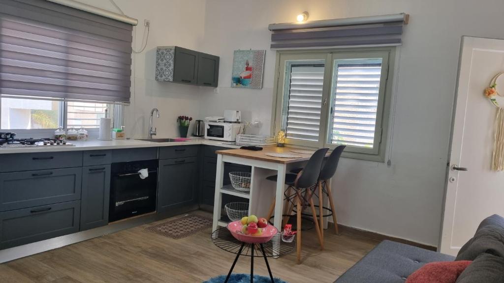 Stylish Quiet and Central