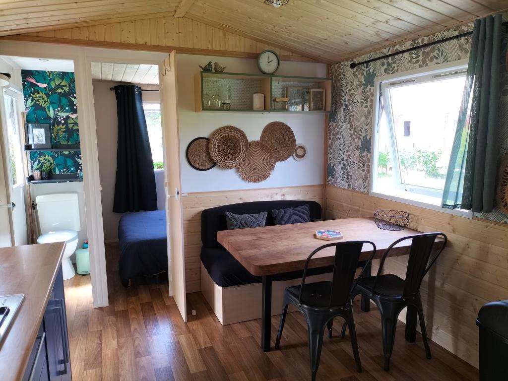 Cottage gîte aux Lauriers Lacroix sur meuse photo 1