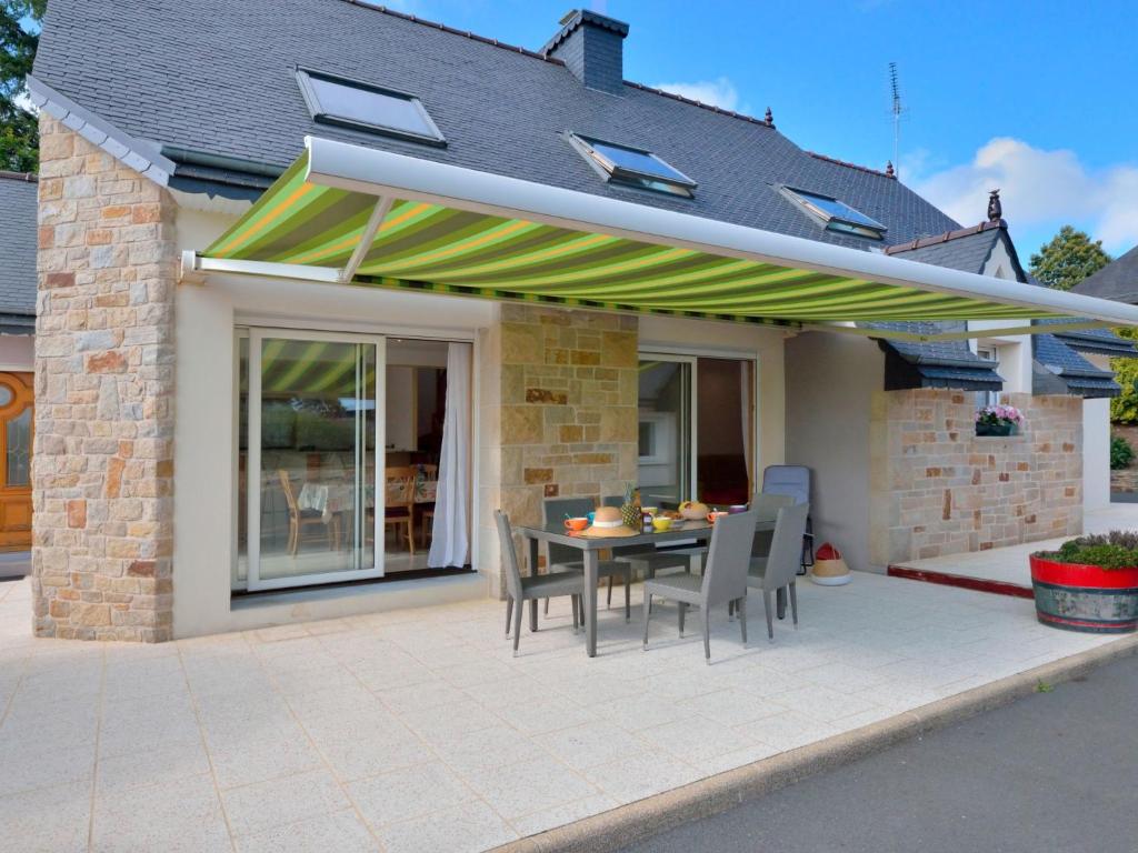 Holiday Home Ty Ker - PUZ101 by Interhome