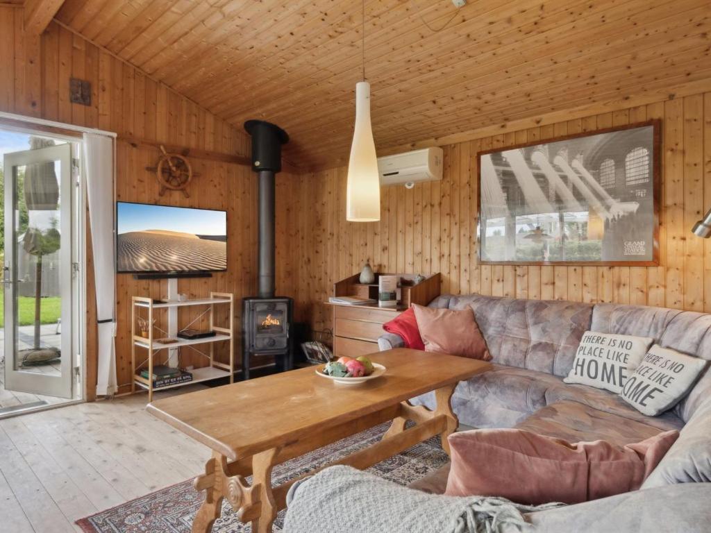 Holiday Home Imelda - 250m to the inlet in NE Jutland by Interhome photo 1