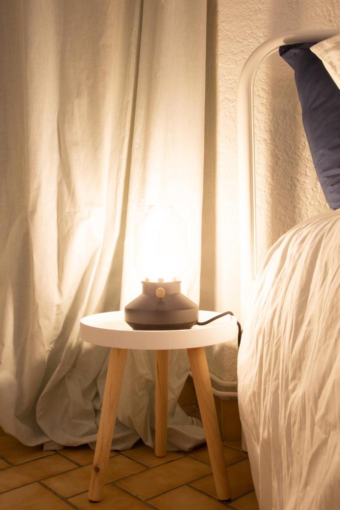 Petit Studio Secret - Coeur de Provence - 4 personnes photo 2