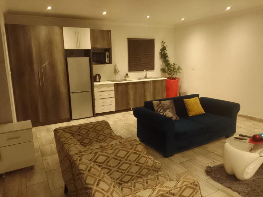 Mayberrypark Guest lodge photo 3