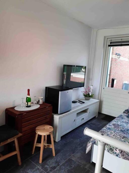 Suite met eigen douche, toilet, kitchenette photo 1