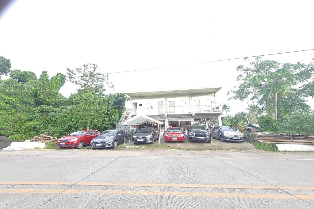 Bohol Transient LRUY photo 2