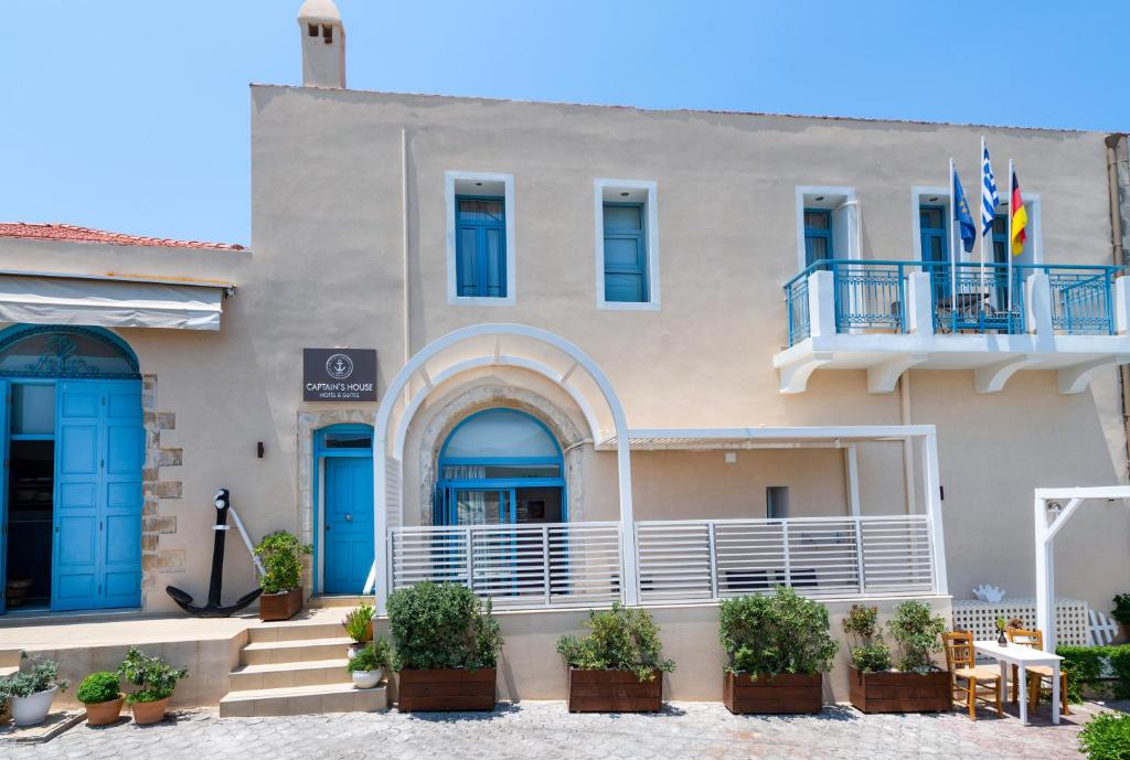 Captain's House Hotel Suites & Apartments photo 2