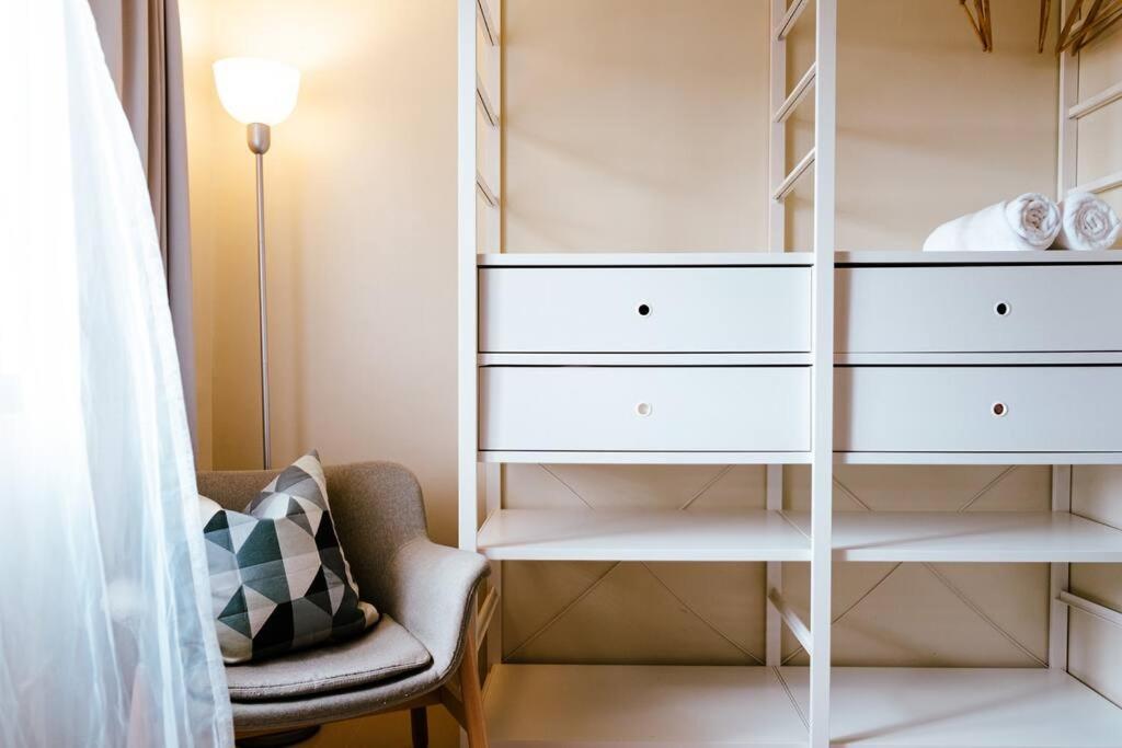 Spacious and Cozy 1-Bedroom Condo at Brenthill photo 4