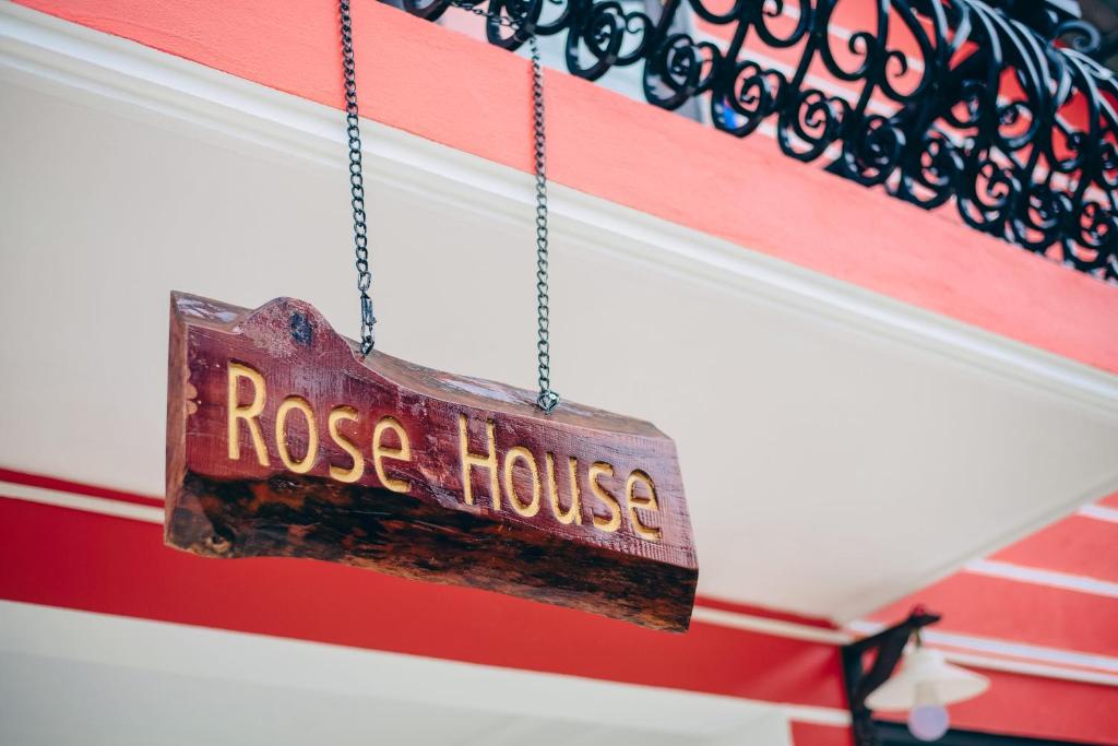 Rose house - homestay trong rừng photo 1