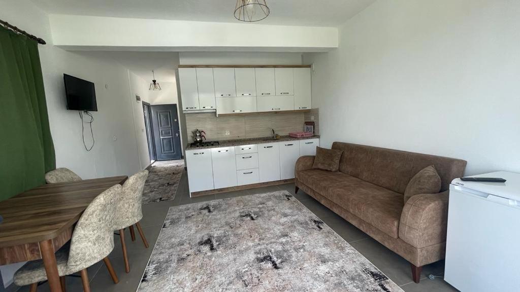 Öz Akdeniz Apart photo 1