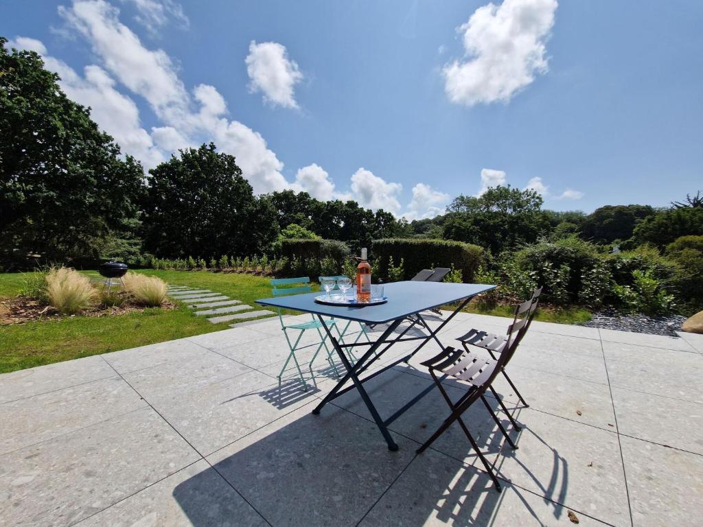 Comfortable holiday home in a haven of peace, Baie de Morlaix photo 1