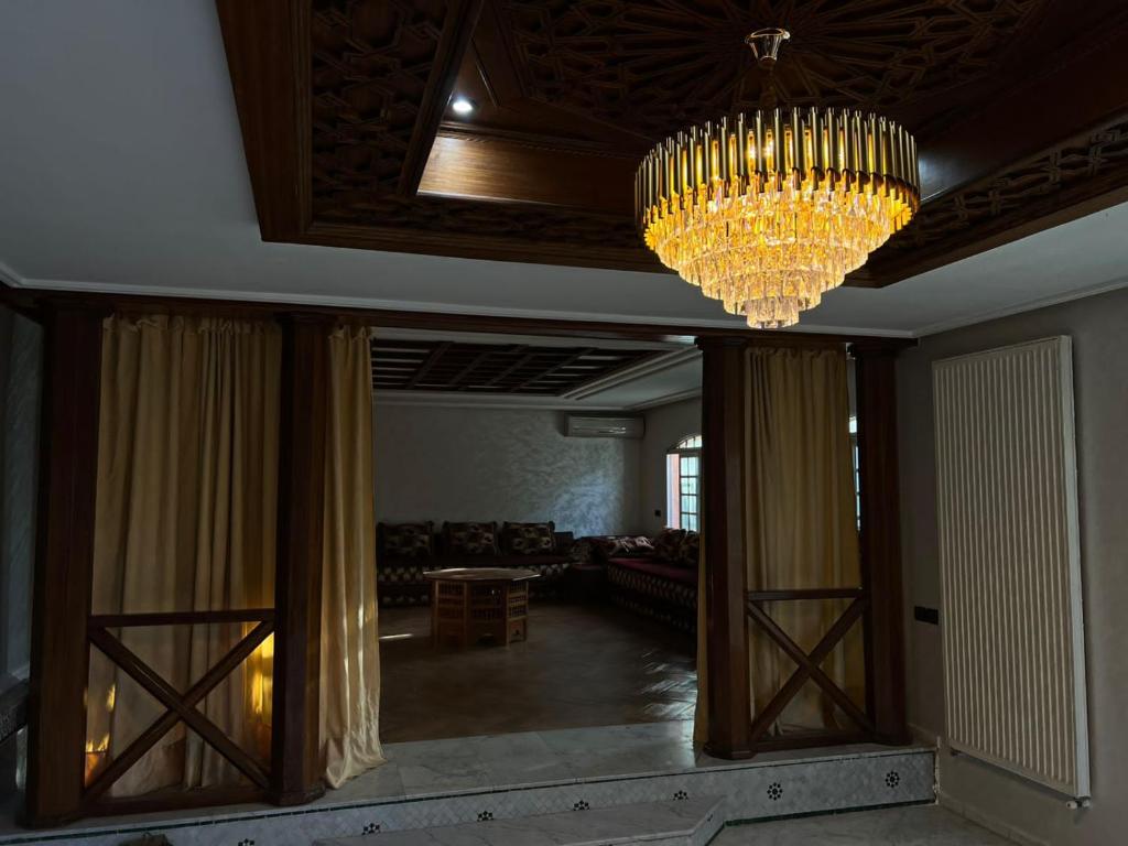 Centre ville hay Riad 06 69 soixante-huit trente-huit vingt-huit photo 2